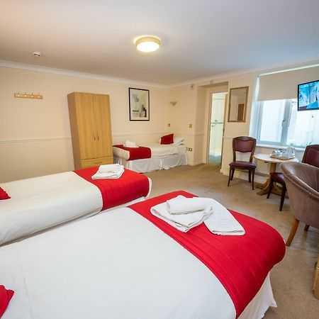 Claremont Lions Hotel イーストボーン エクステリア 写真