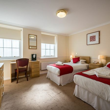Claremont Lions Hotel イーストボーン エクステリア 写真