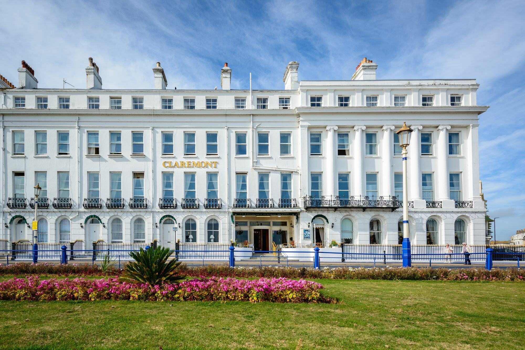 Claremont Lions Hotel イーストボーン エクステリア 写真